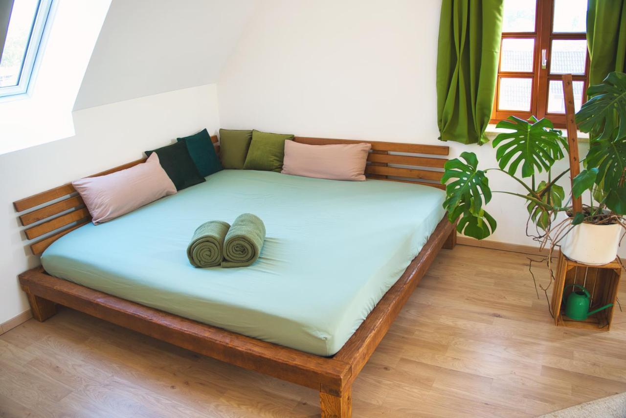 Luxus Apartment! Kueche, Balkon, Netflix, Parkplatz - 8 Personen Ilmmunster Exterior foto